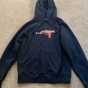 supreme gun hoodie